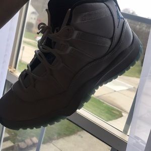 Jordan retro 11 legend blues